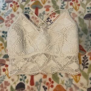Willow White Lace Bandeau with Intricate Design
